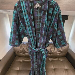 KG Plaid Robe in Blue, Green and Black. Very Heavy Duty